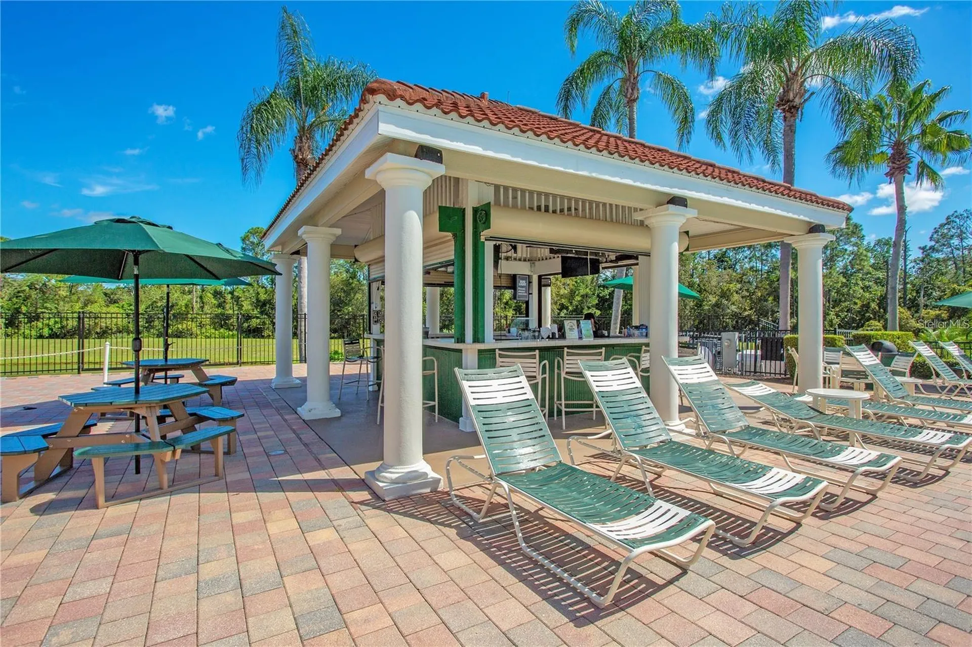 2618 Emerald Island Boulevard Kissimmee FL 34747