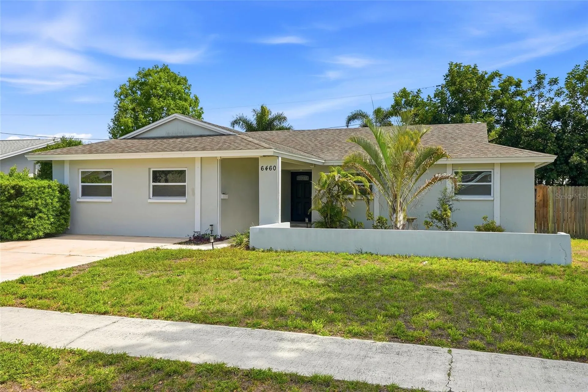 6460 33rd Avenue N St Petersburg FL 33710