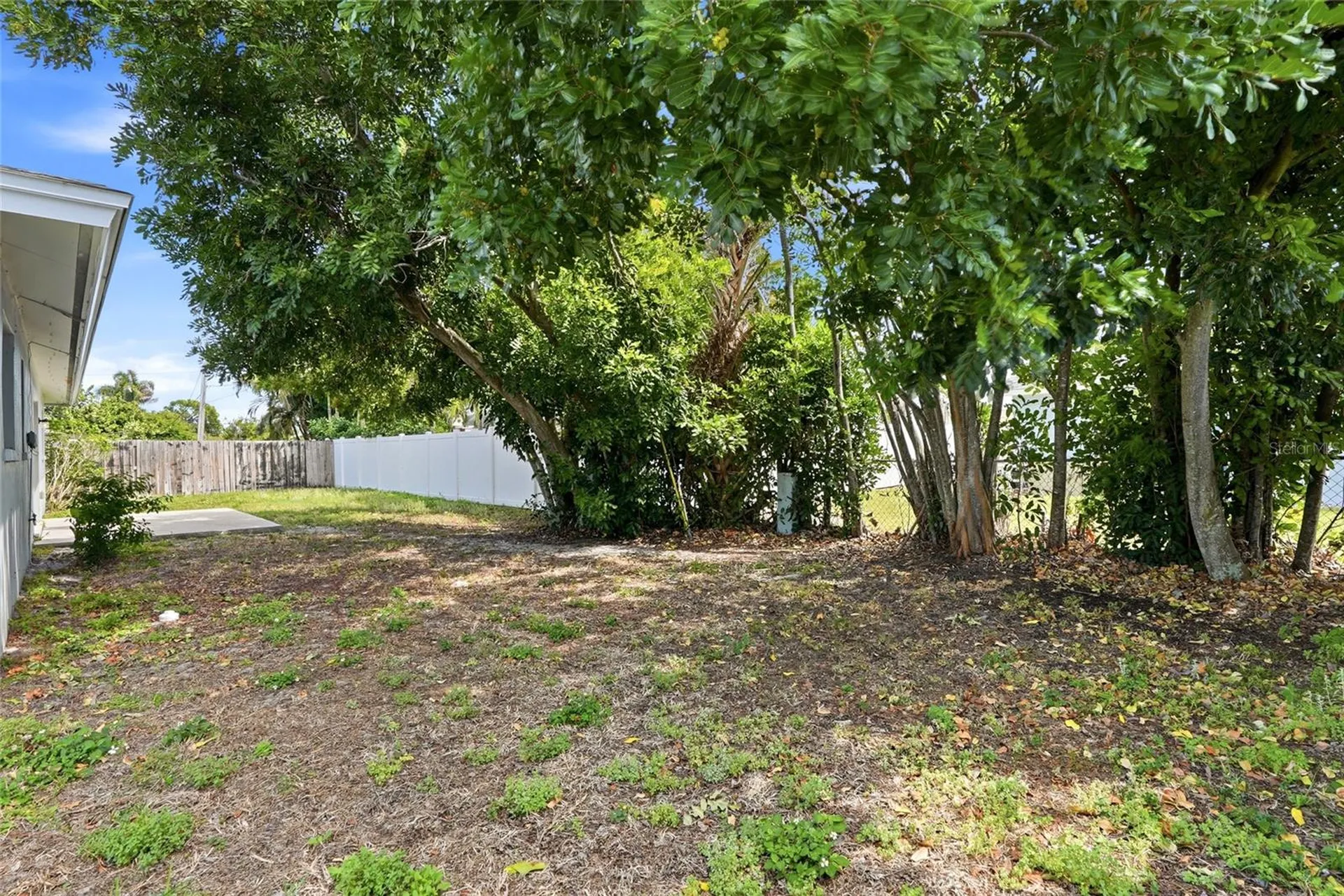6460 33rd Avenue N St Petersburg FL 33710