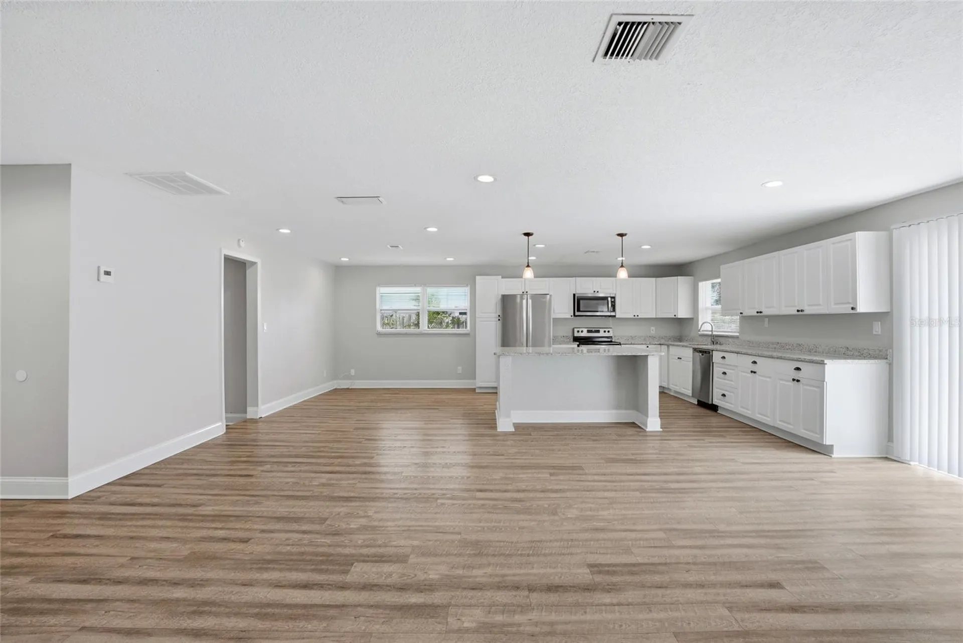 6460 33rd Avenue N St Petersburg FL 33710