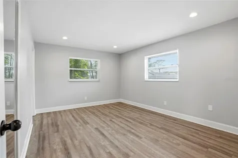 6460 33rd Avenue N St Petersburg FL 33710