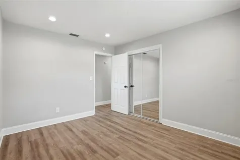 6460 33rd Avenue N St Petersburg FL 33710