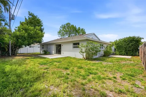 6460 33rd Avenue N St Petersburg FL 33710