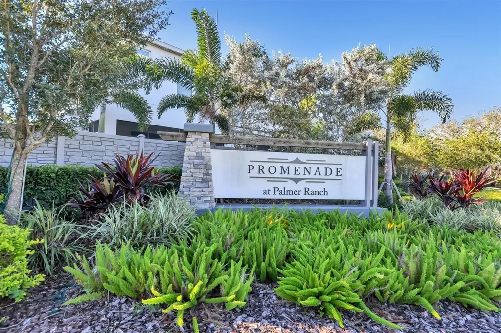 8657 Palmer Park Circle Sarasota FL 34238