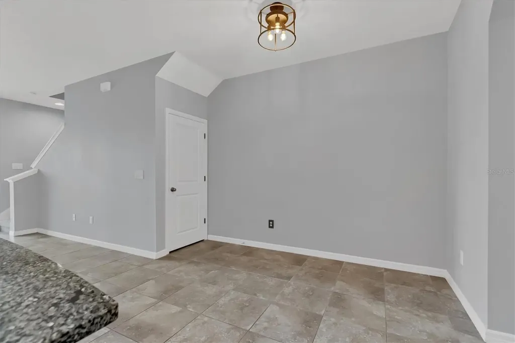 8657 Palmer Park Circle Sarasota FL 34238