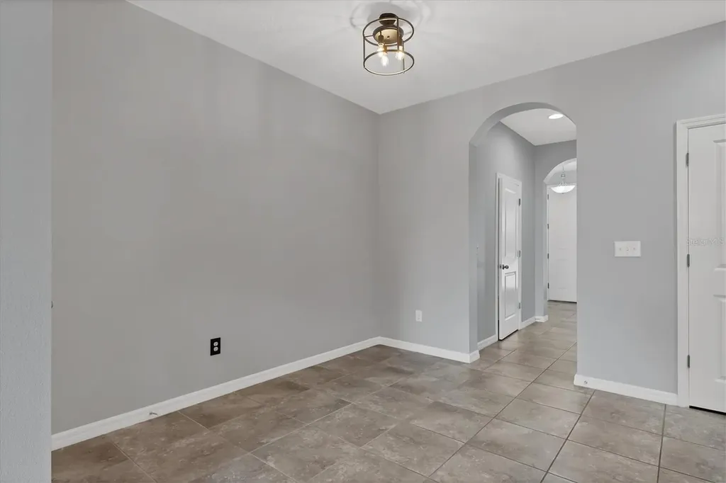 8657 Palmer Park Circle Sarasota FL 34238