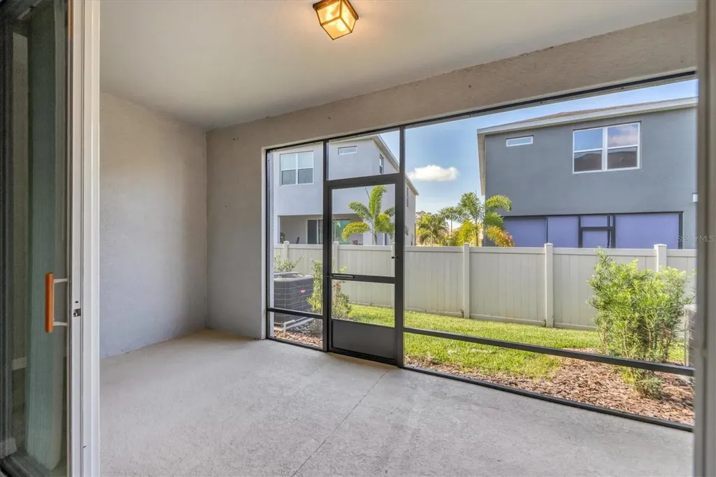 8657 Palmer Park Circle Sarasota FL 34238