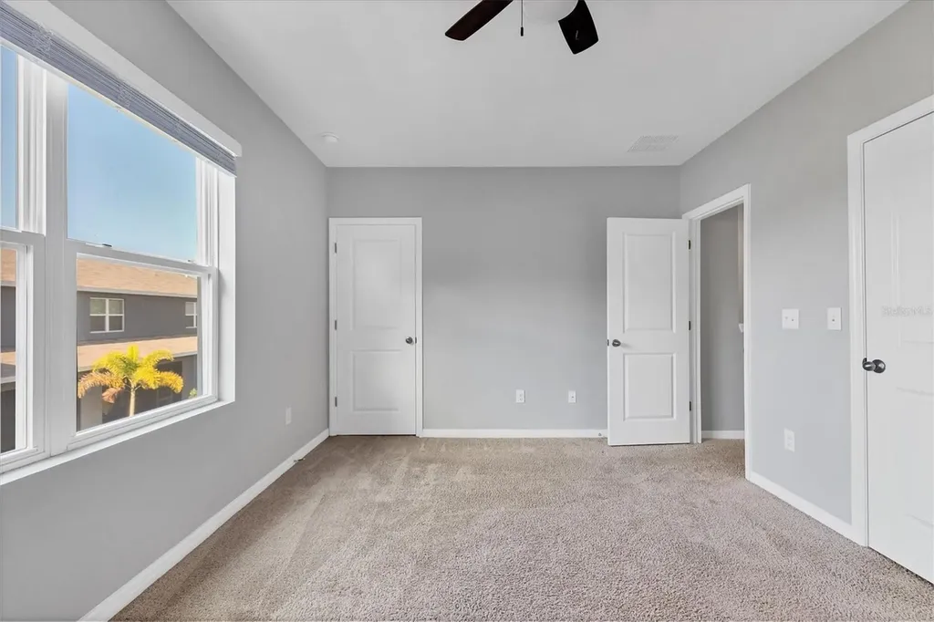 8657 Palmer Park Circle Sarasota FL 34238