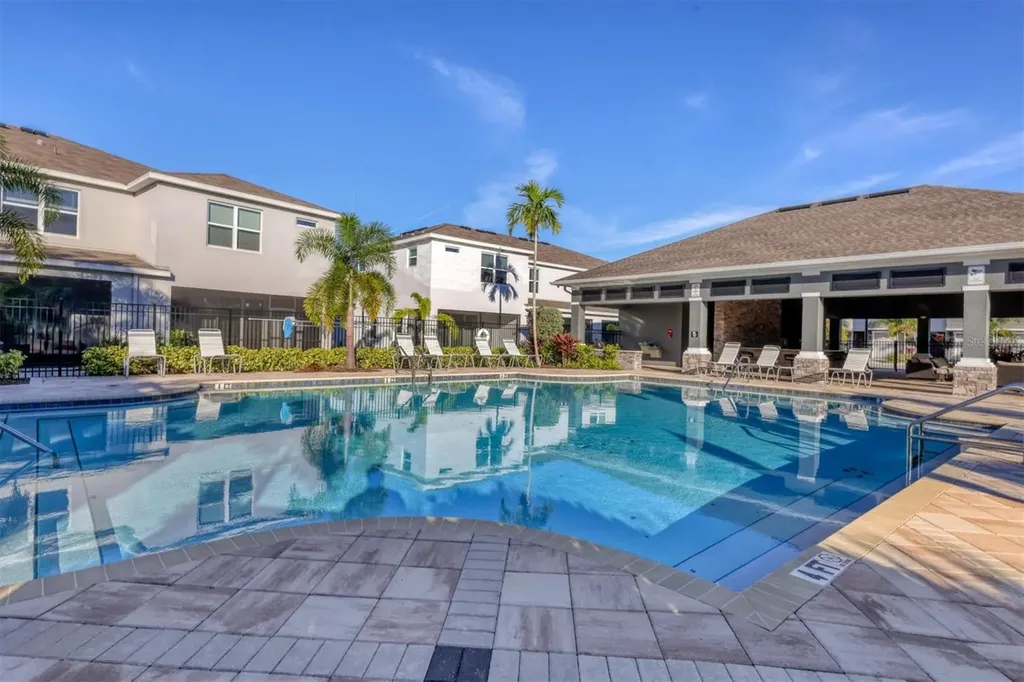 8657 Palmer Park Circle Sarasota FL 34238