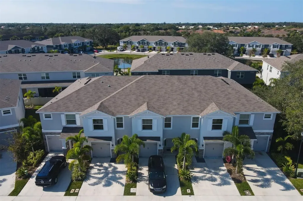 8657 Palmer Park Circle Sarasota FL 34238