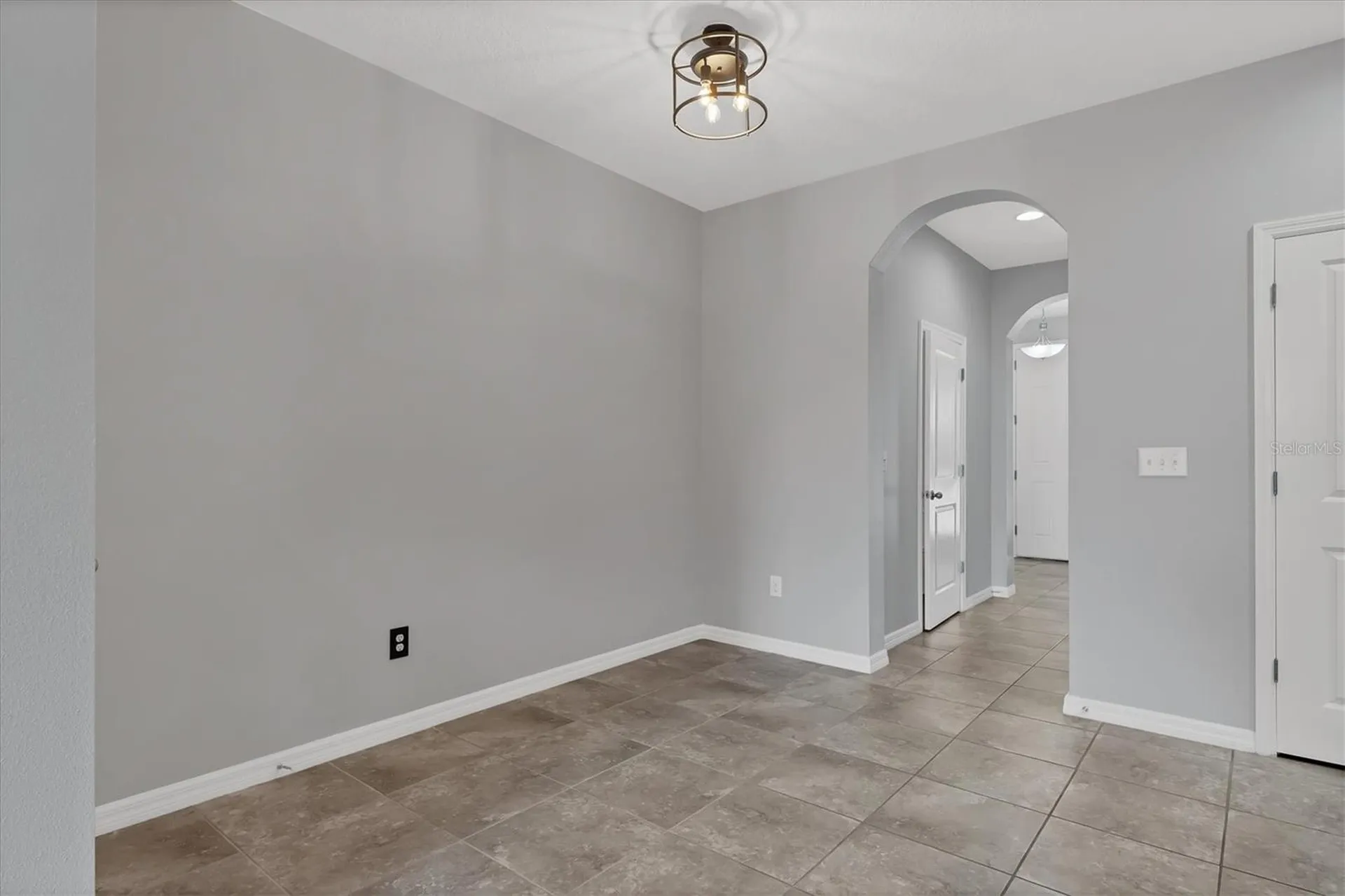 8657 Palmer Park Circle Sarasota FL 34238