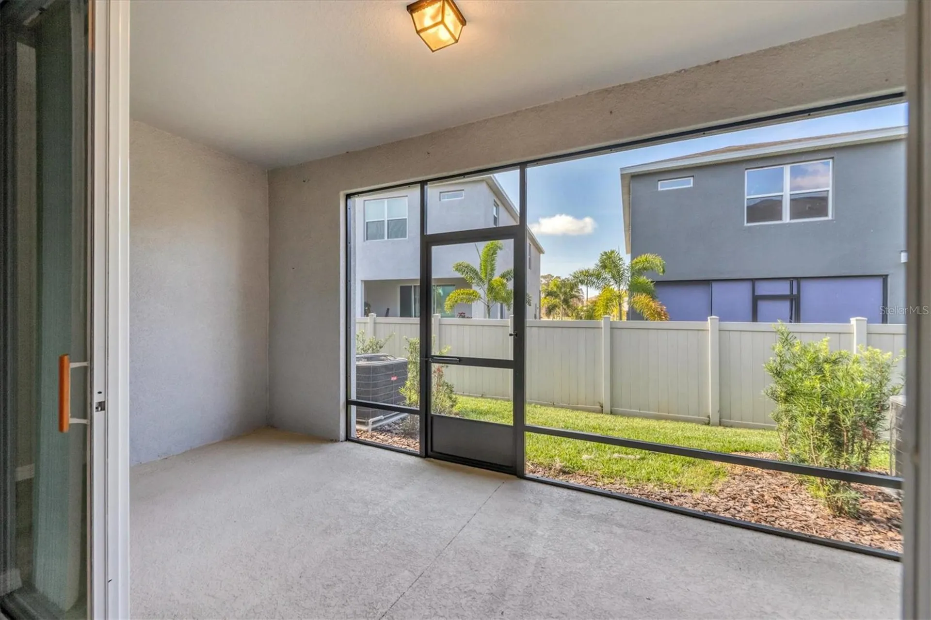 8657 Palmer Park Circle Sarasota FL 34238