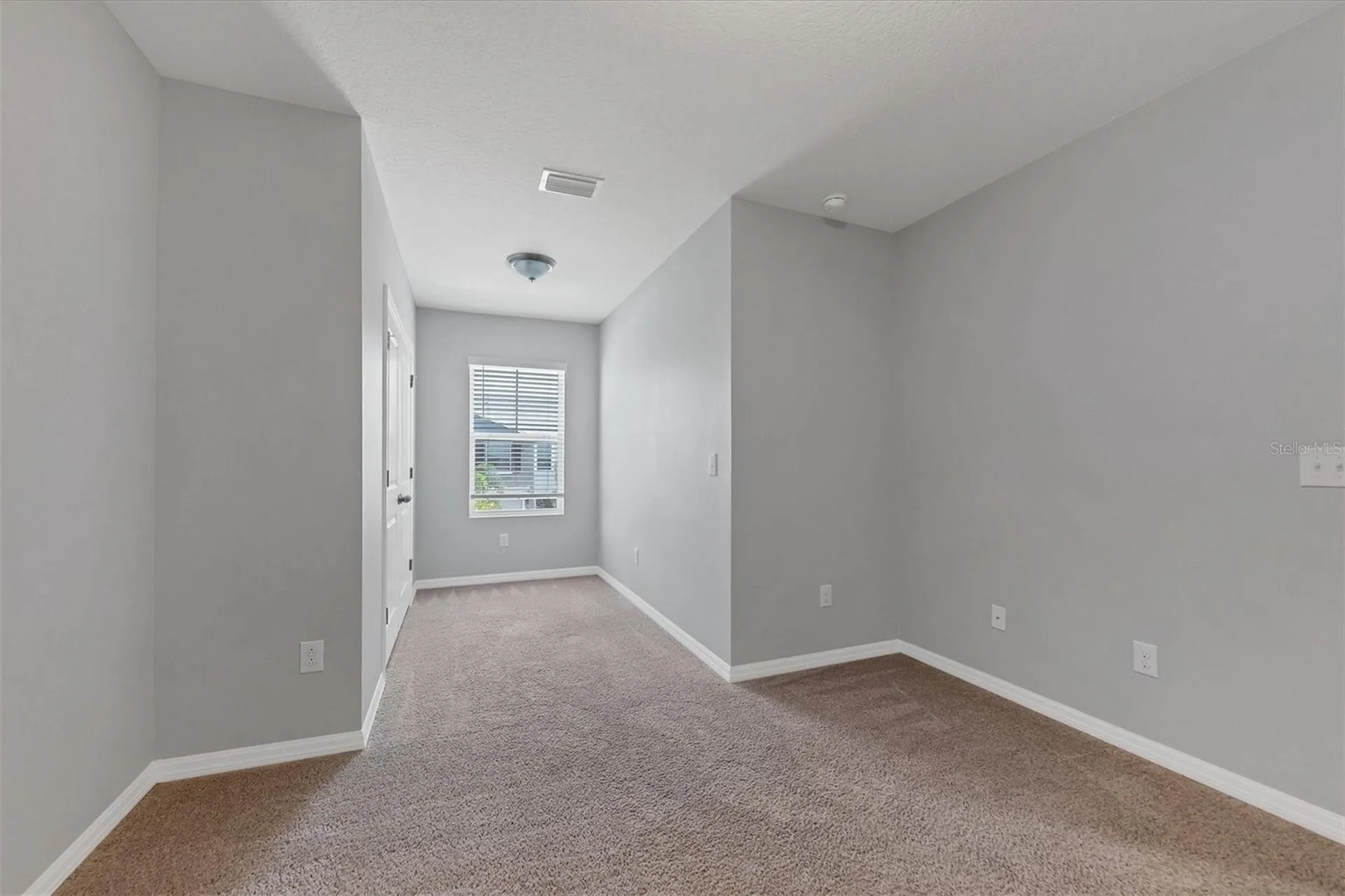 8657 Palmer Park Circle Sarasota FL 34238