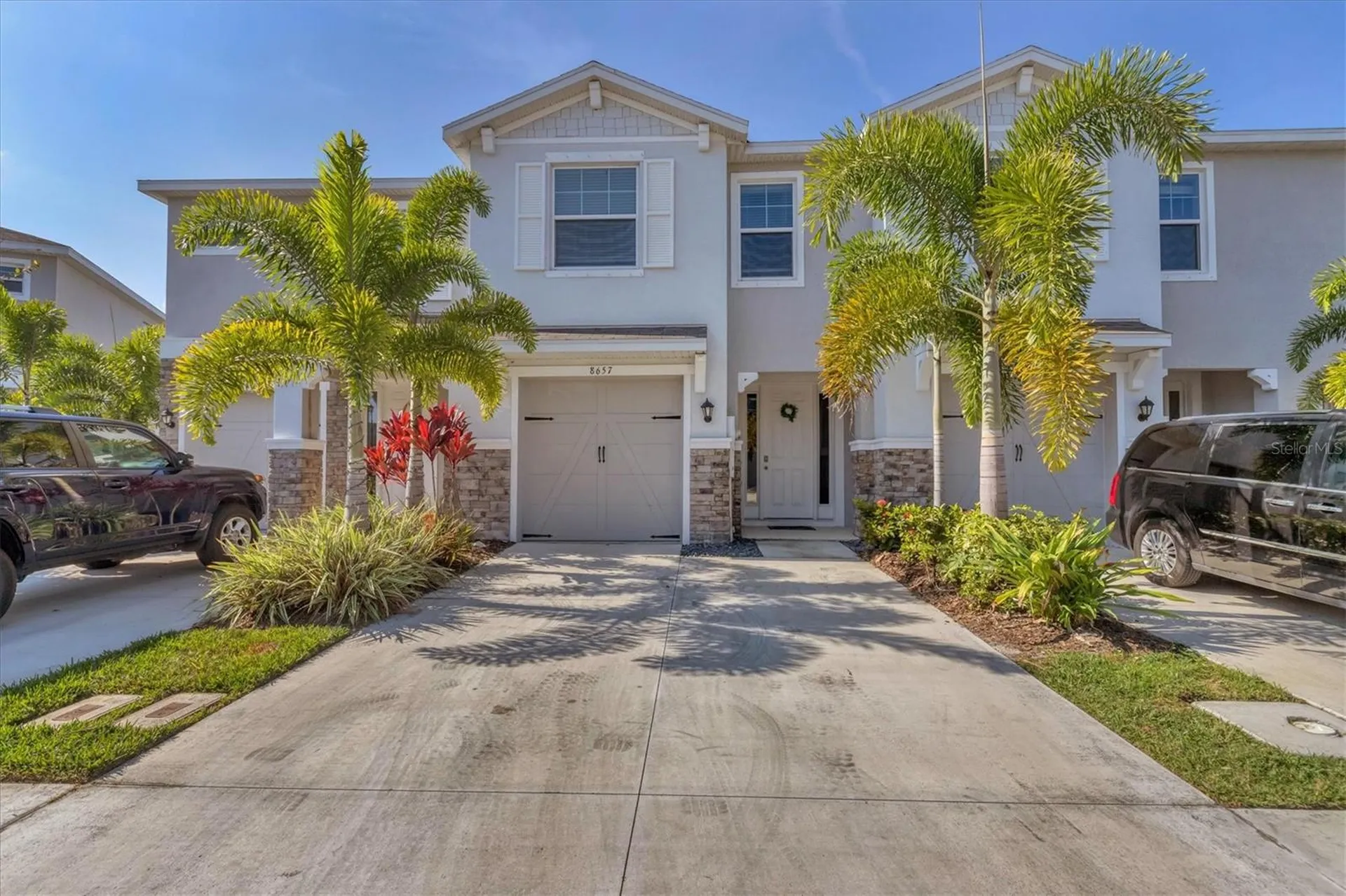 8657 Palmer Park Circle Sarasota FL 34238