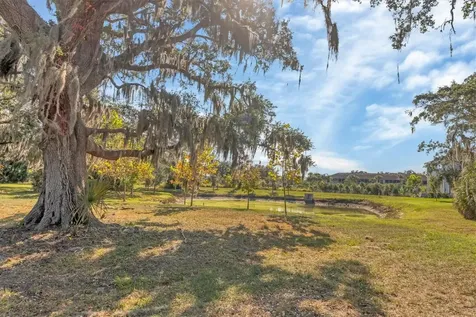 8657 Palmer Park Circle Sarasota FL 34238