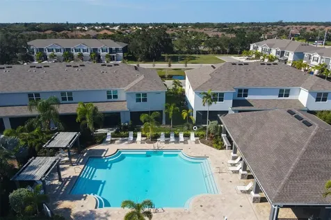 8657 Palmer Park Circle Sarasota FL 34238