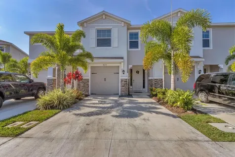8657 Palmer Park Circle Sarasota FL 34238
