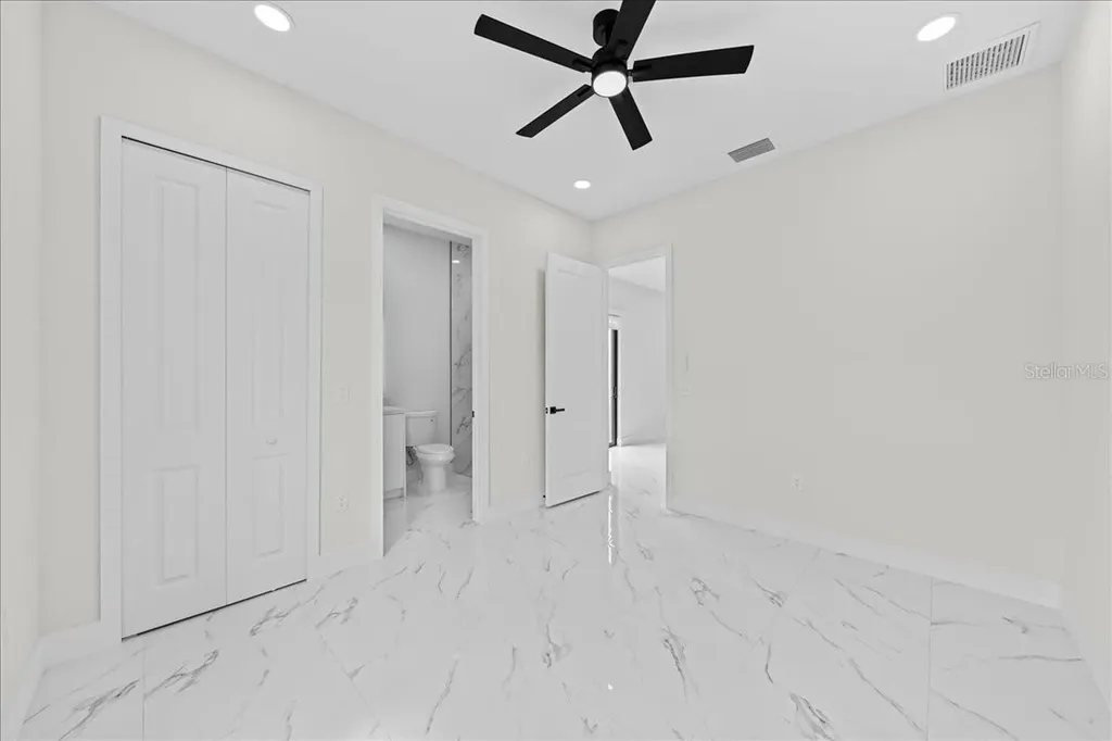 1024/1026 Diplomat Parkway E Cape Coral FL 33909