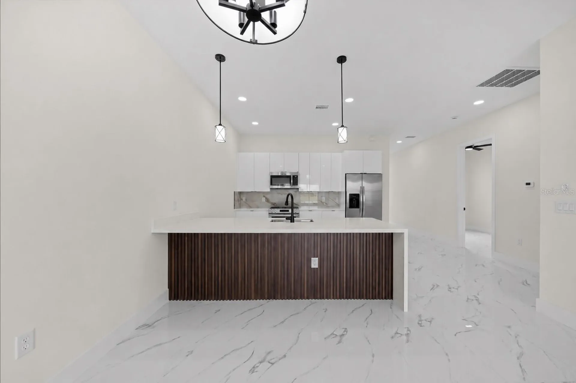 1024/1026 Diplomat Parkway E Cape Coral FL 33909