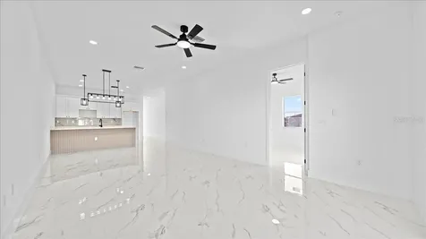 1024/1026 Diplomat Parkway E Cape Coral FL 33909