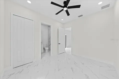1024/1026 Diplomat Parkway E Cape Coral FL 33909