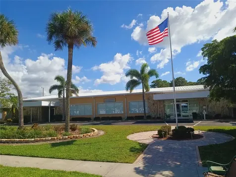 4913 Oakland Hills Avenue Sarasota FL 34234