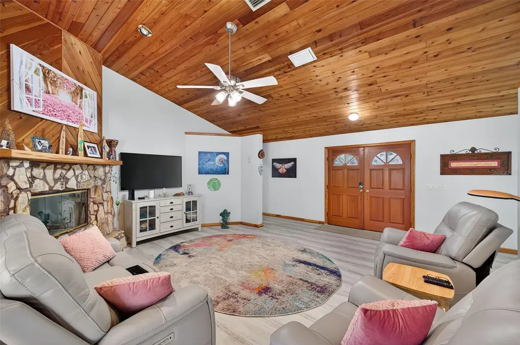 1312 Grove Avenue Tarpon Springs FL 34689