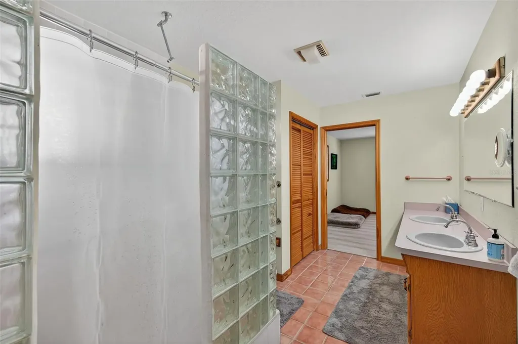 1312 Grove Avenue Tarpon Springs FL 34689