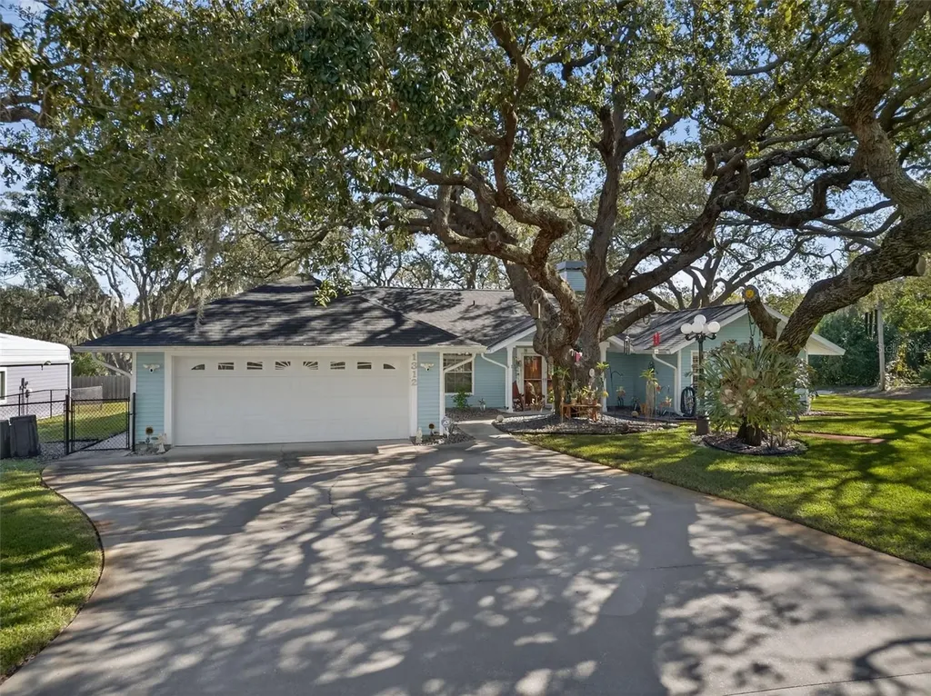 1312 Grove Avenue Tarpon Springs FL 34689