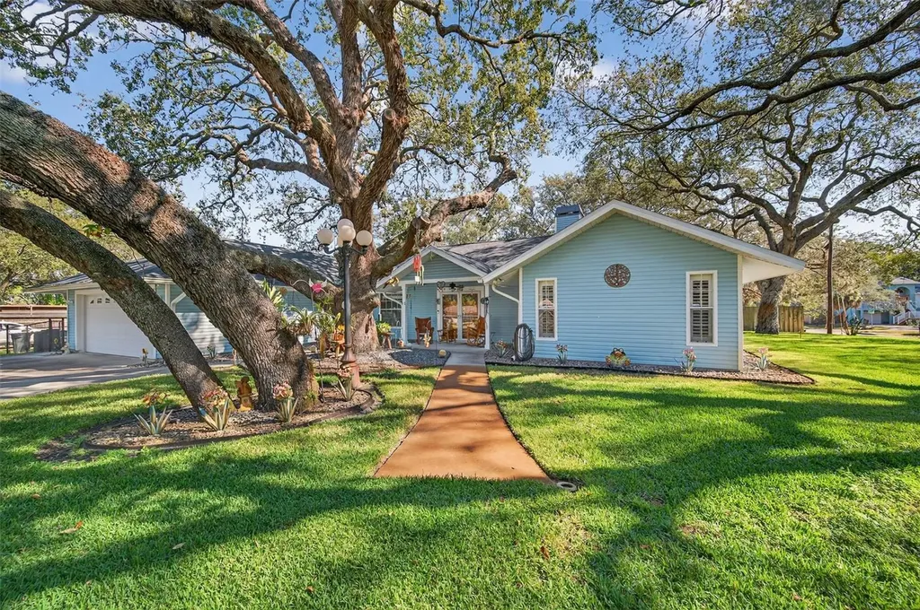 1312 Grove Avenue Tarpon Springs FL 34689