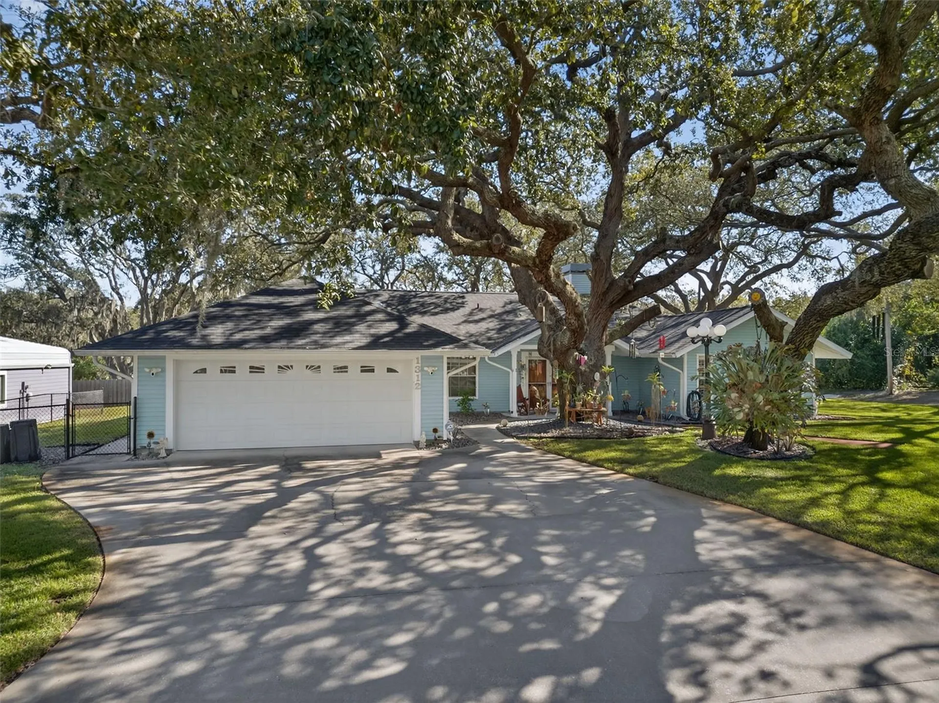 1312 Grove Avenue Tarpon Springs FL 34689