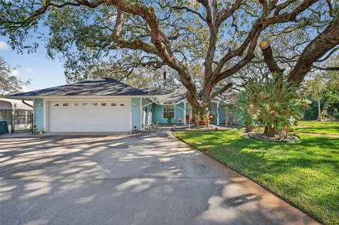 1312 Grove Avenue Tarpon Springs FL 34689