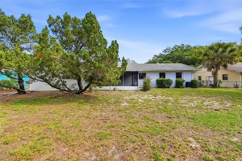960 Wedgewood Drive SE Winter Haven FL 33880