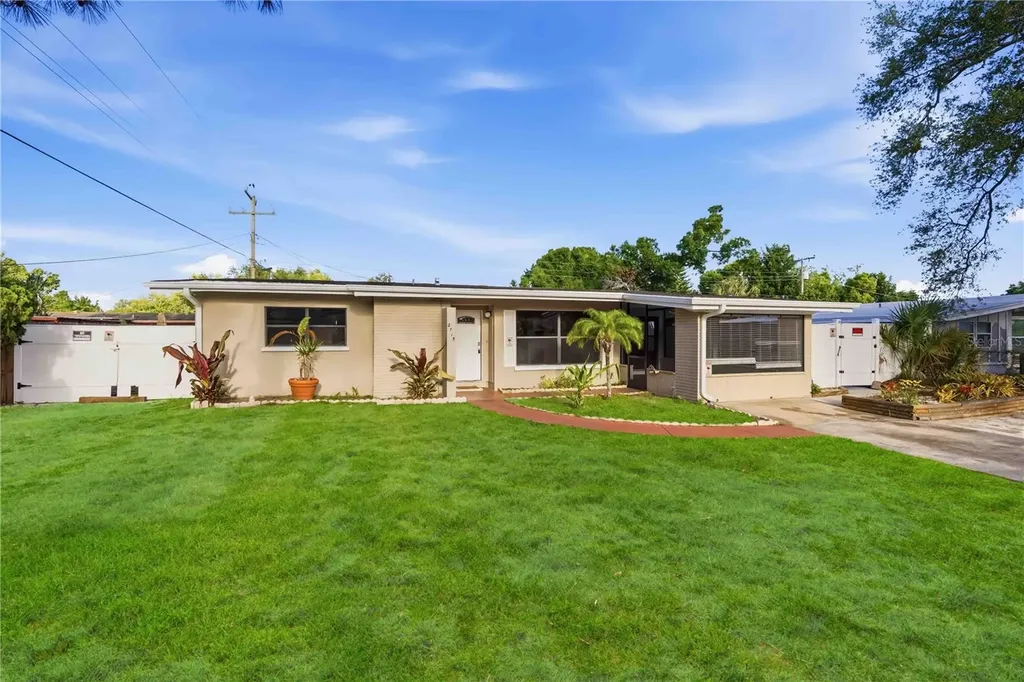 2715 Ingot Place Sarasota FL 34235