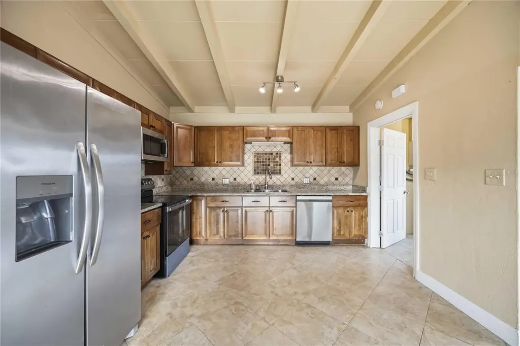 2715 Ingot Place Sarasota FL 34235
