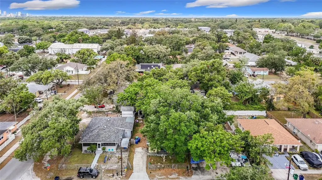 3804 N 52nd Street Tampa FL 33619