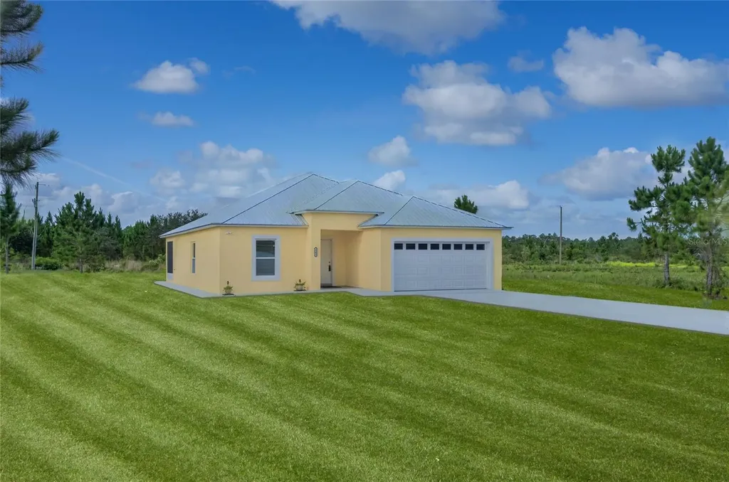 2581 Poinciana Drive Indian Lake Estates FL 33855
