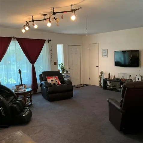 4696 48th Avenue N St Petersburg FL 33714