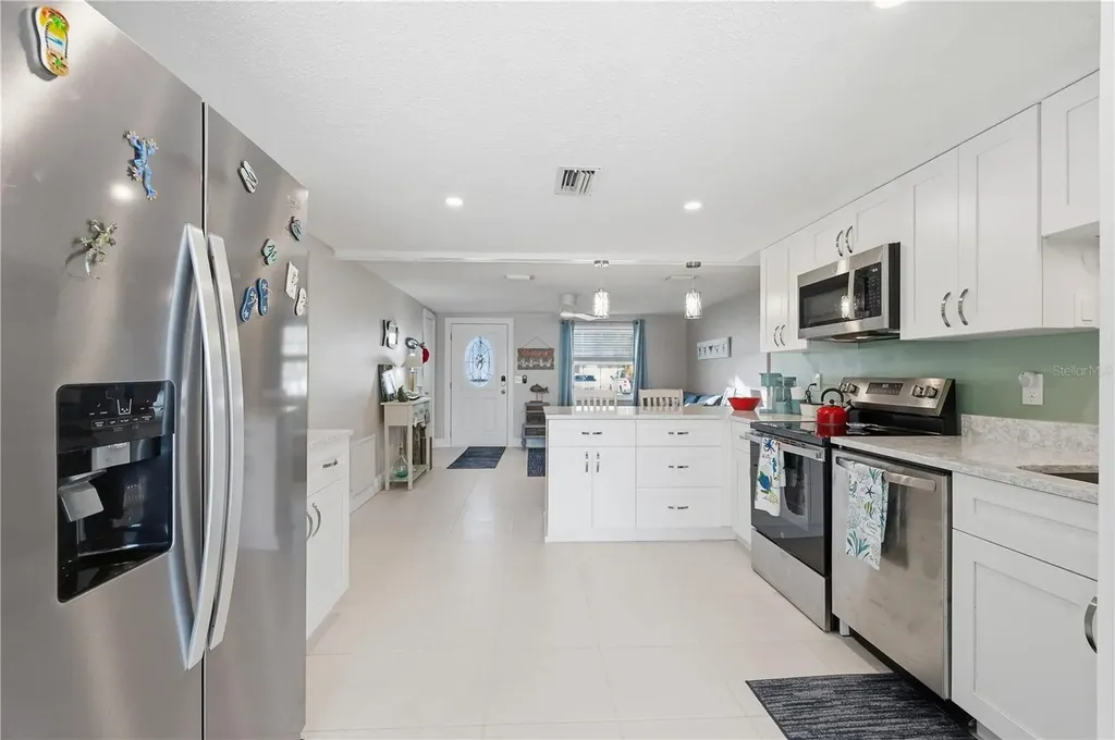 12532 5th Isle Hudson FL 34667