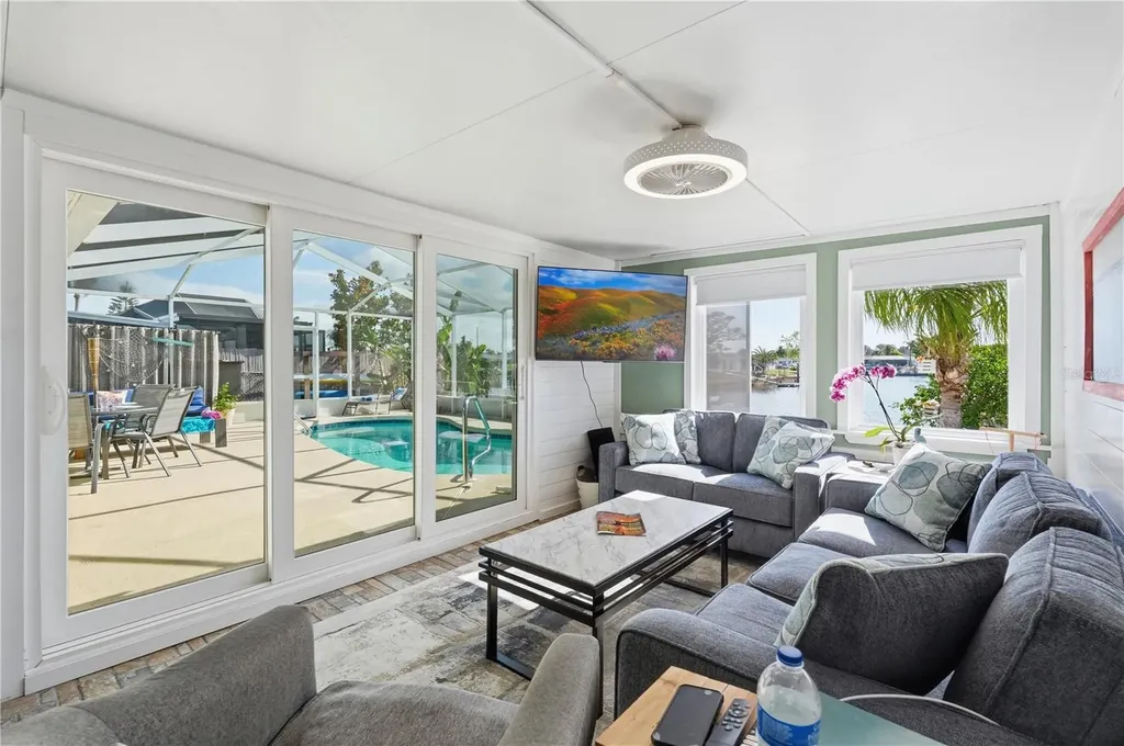 12532 5th Isle Hudson FL 34667
