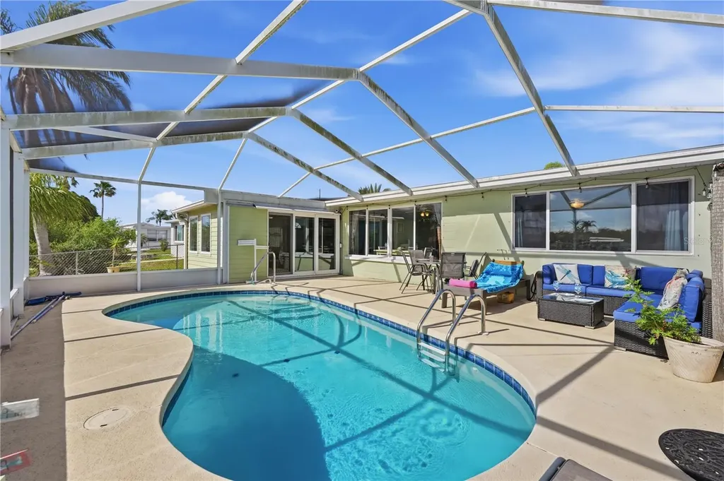 12532 5th Isle Hudson FL 34667