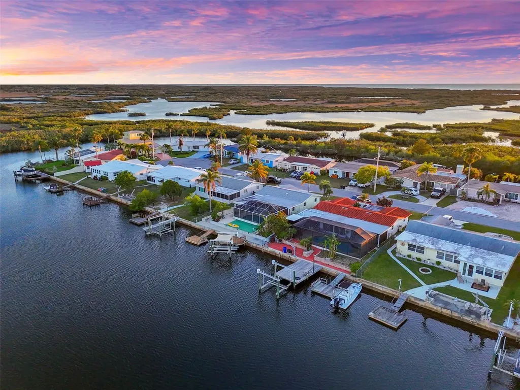 12532 5th Isle Hudson FL 34667