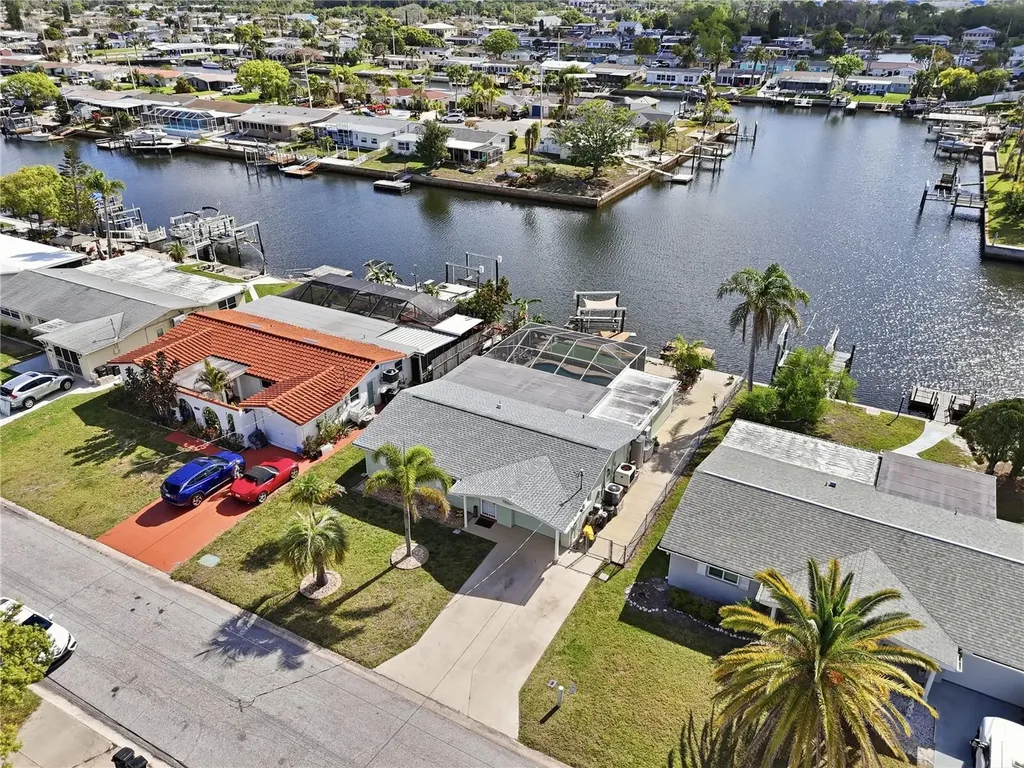12532 5th Isle Hudson FL 34667