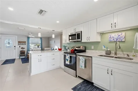 12532 5th Isle Hudson FL 34667