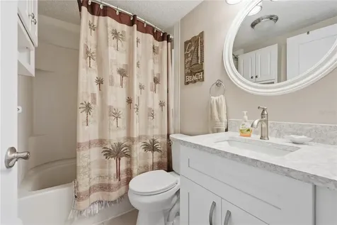 12532 5th Isle Hudson FL 34667