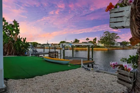 12532 5th Isle Hudson FL 34667