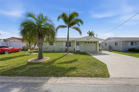 12532 5th Isle Hudson FL 34667