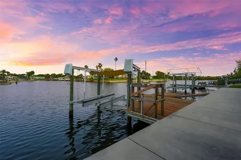 12532 5th Isle Hudson FL 34667