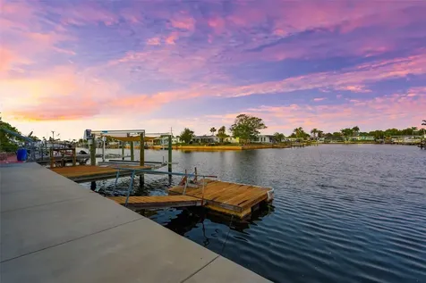 12532 5th Isle Hudson FL 34667