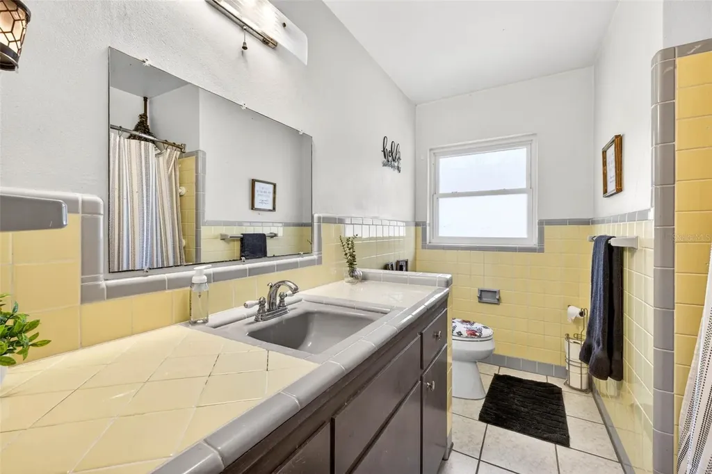 5068 Lakewood Drive Dade City FL 33523